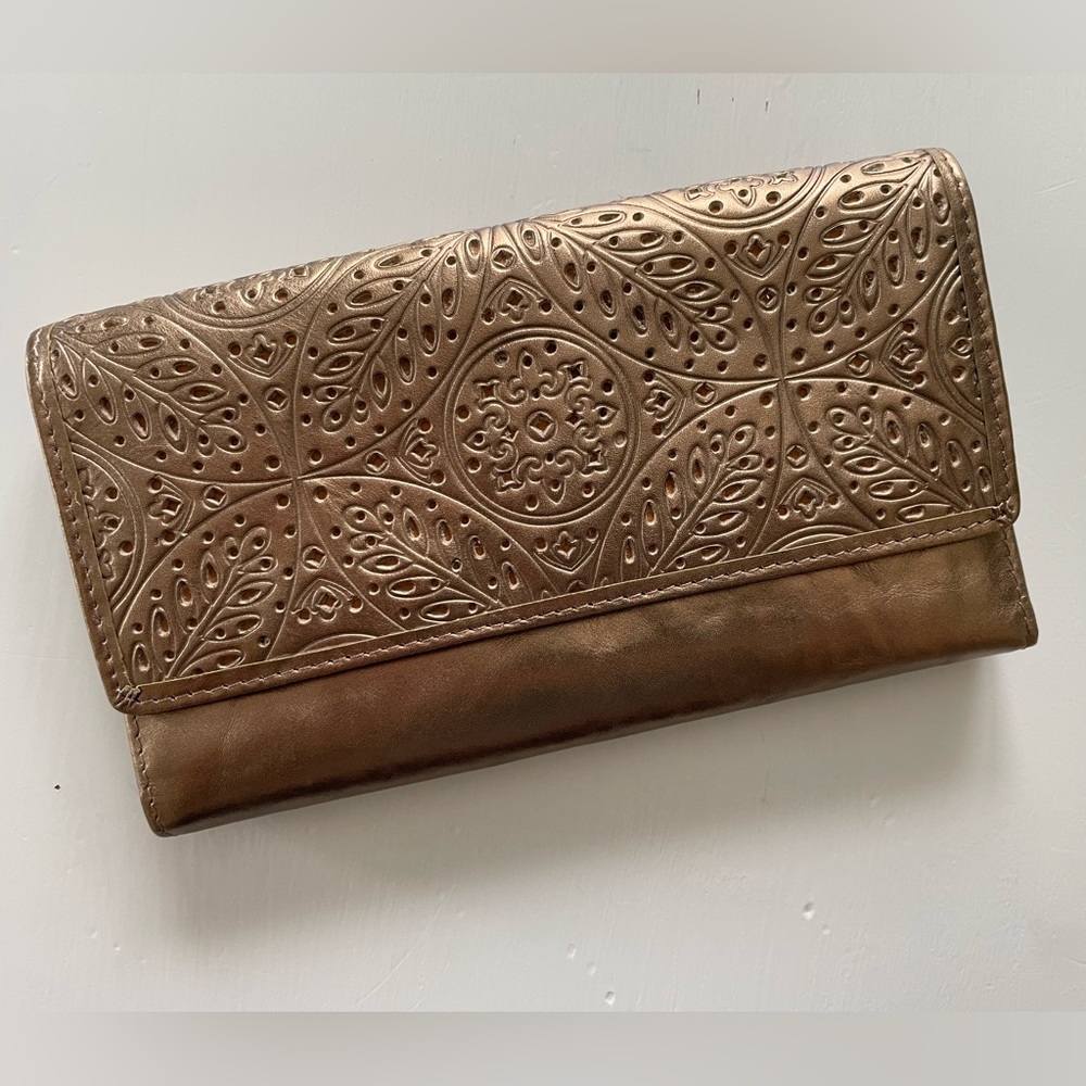 Leather, Gold Colored Wallet, Rolfs. NWT